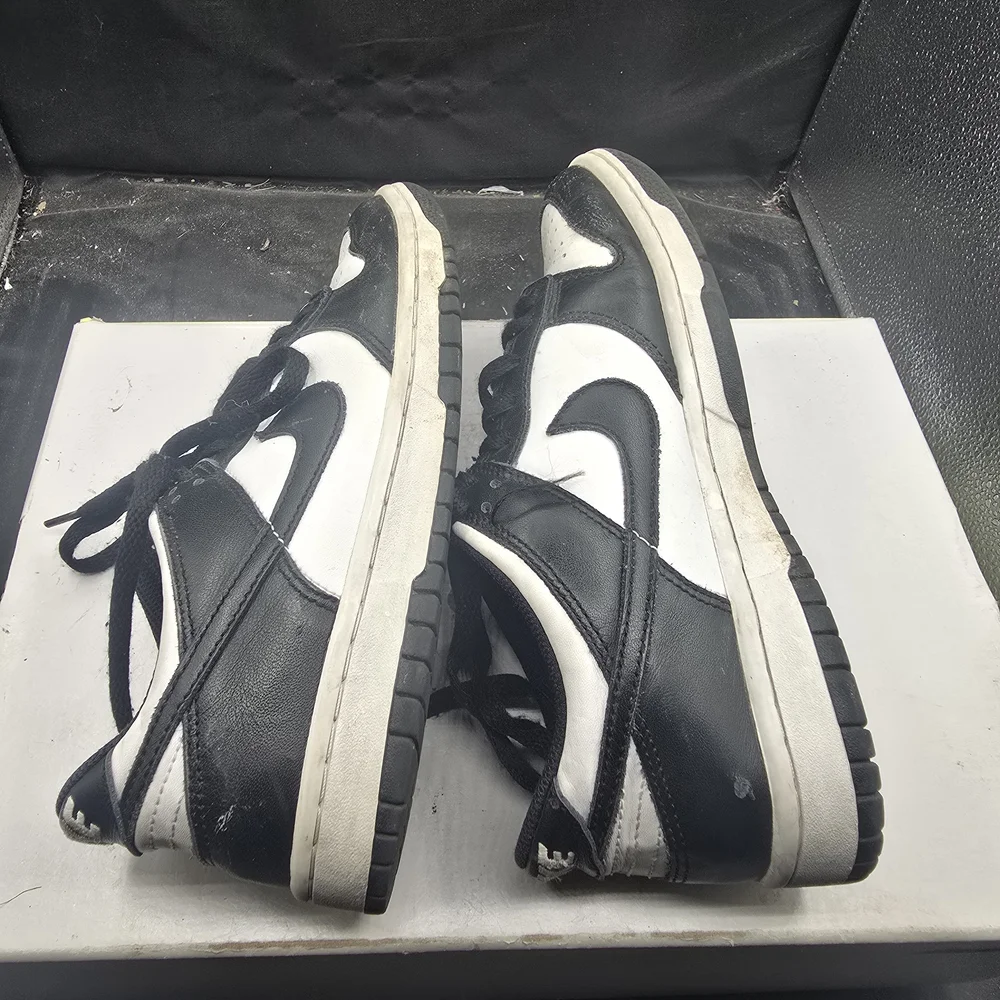 Nike‎ Black and White Men's Sneakers
